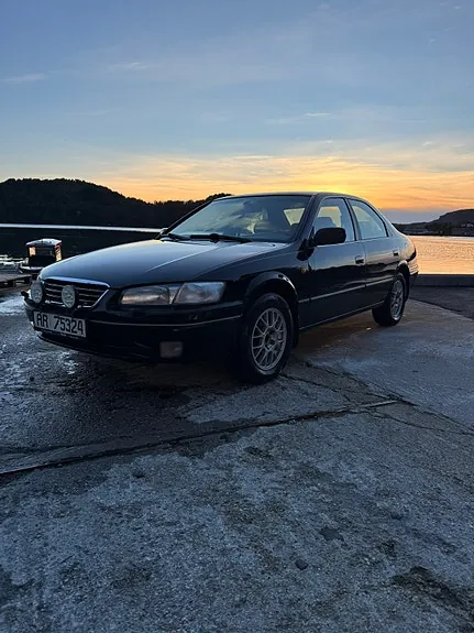 Toyota Camry 1999 photo 2