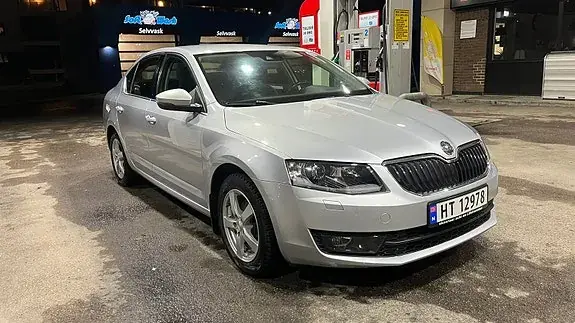 Skoda Octavia 2013 photo 5