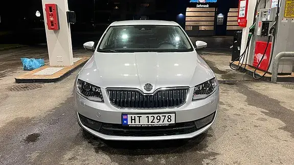 Skoda Octavia 2013 photo 4