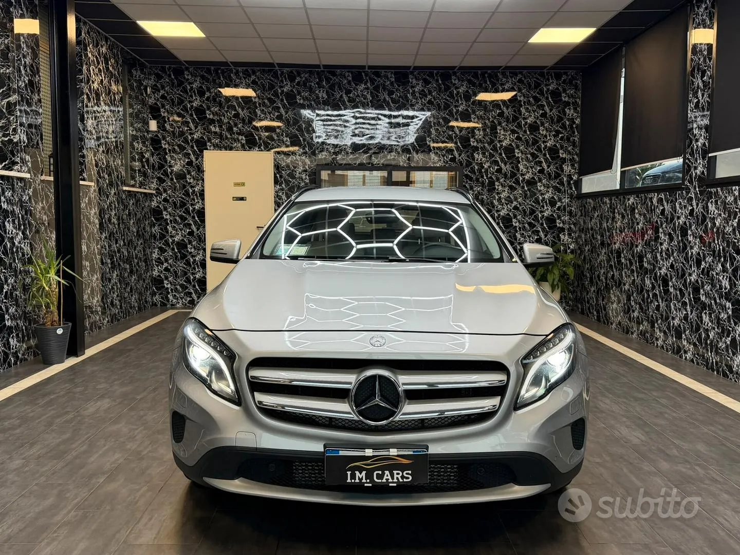 Mercedes-Benz Gla 2016 photo 2
