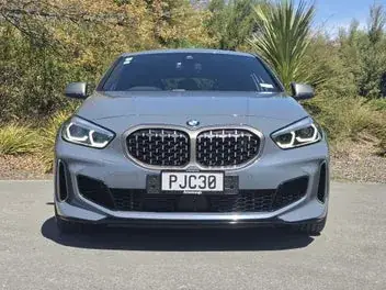 BMW 135I 2022 photo 3