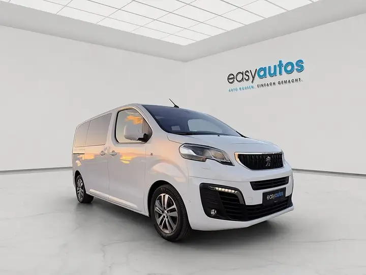 Peugeot Traveller 2019 photo 3