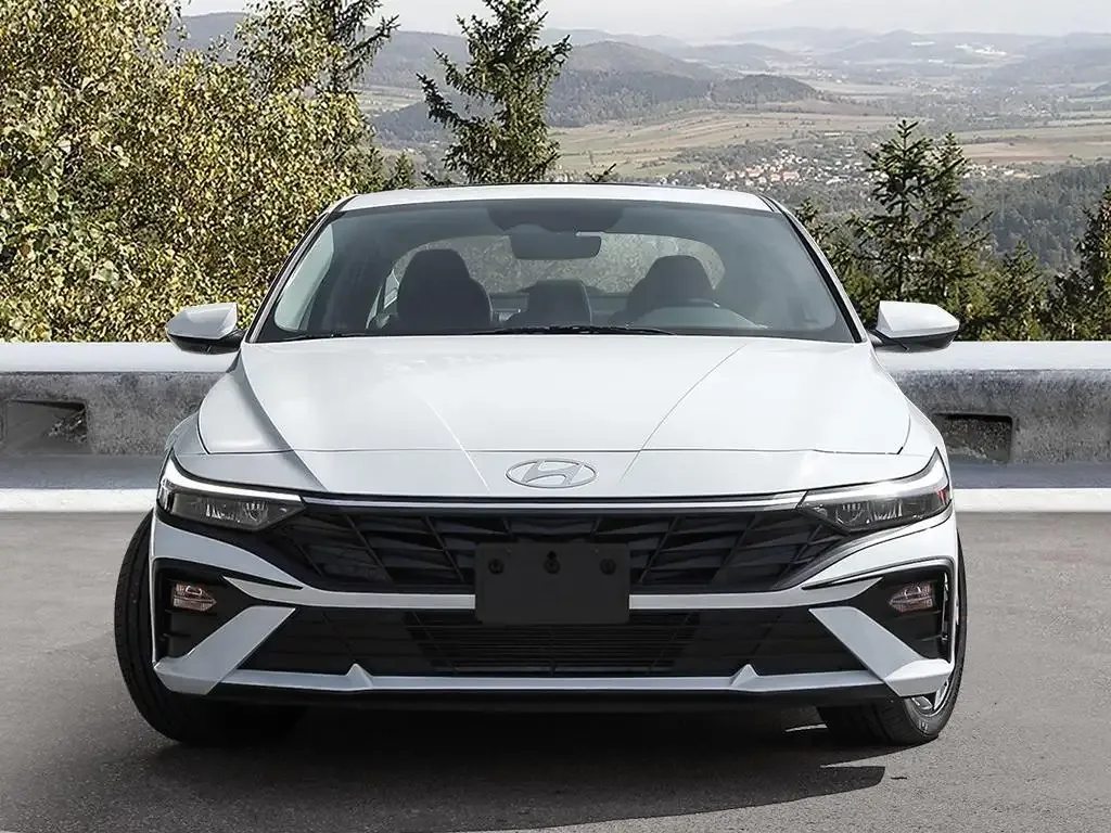 Hyundai Elantra 2026 photo 2