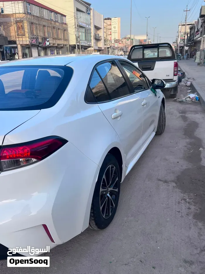 Toyota Corolla 2023 photo 2
