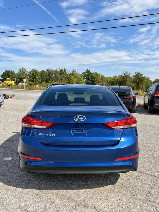 Hyundai Elantra 2017 photo 5
