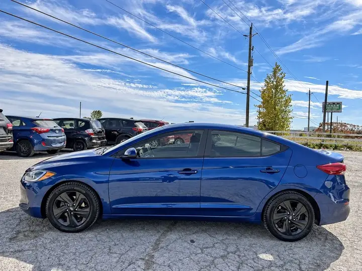 Hyundai Elantra 2017 photo 3