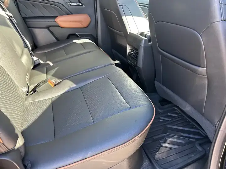 GMC Canyon 2023 photo 3