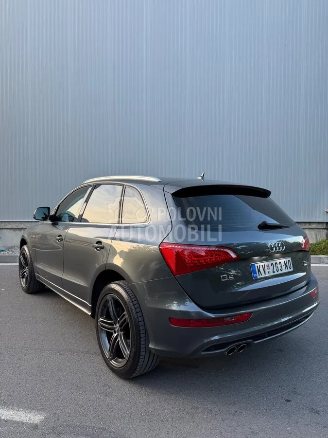 Audi Q5 2011 photo 4
