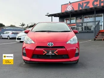 Toyota Aqua 2013 photo 3