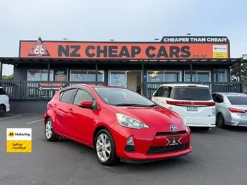 Toyota Aqua 2013 photo 2