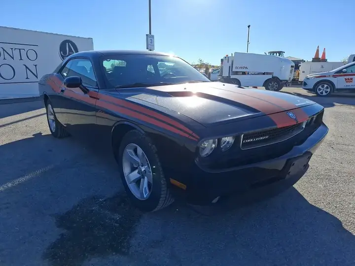 Dodge Challenger 2009 photo 3