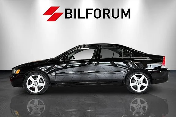 Volvo S60 2005 photo 2