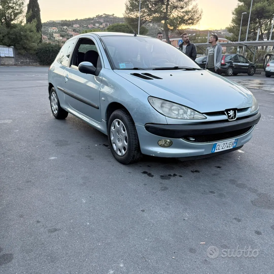 Peugeot 206 2004 photo 2