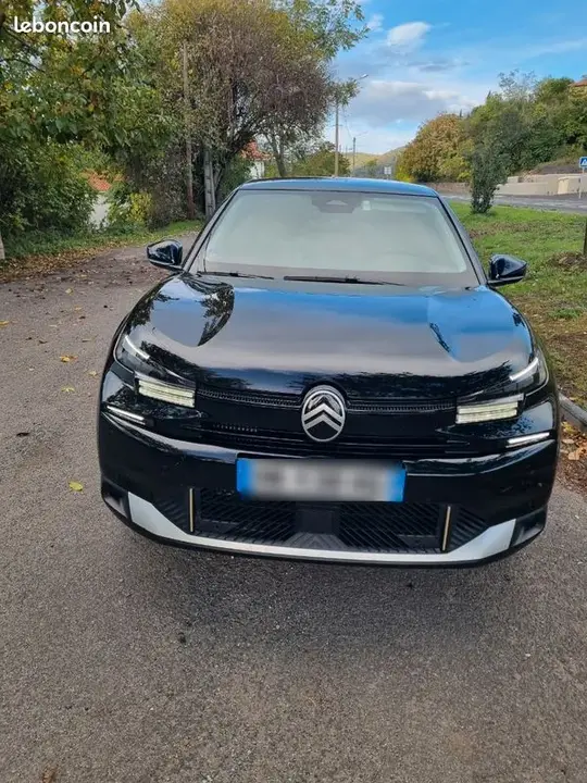 Citroen C4 2025 photo 2