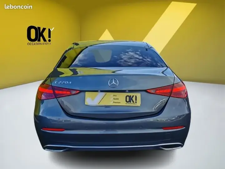 Mercedes-Benz C-Class 2023 photo 3