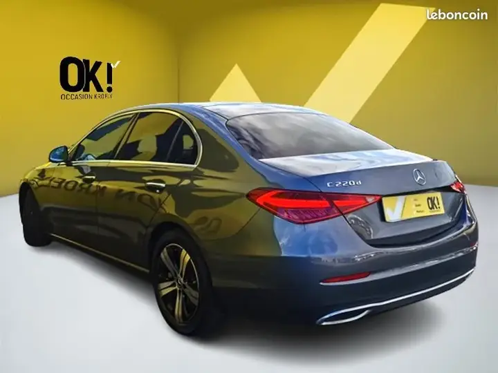 Mercedes-Benz C-Class 2023 photo 2