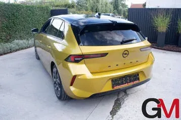 Opel Astra 2023 photo 2