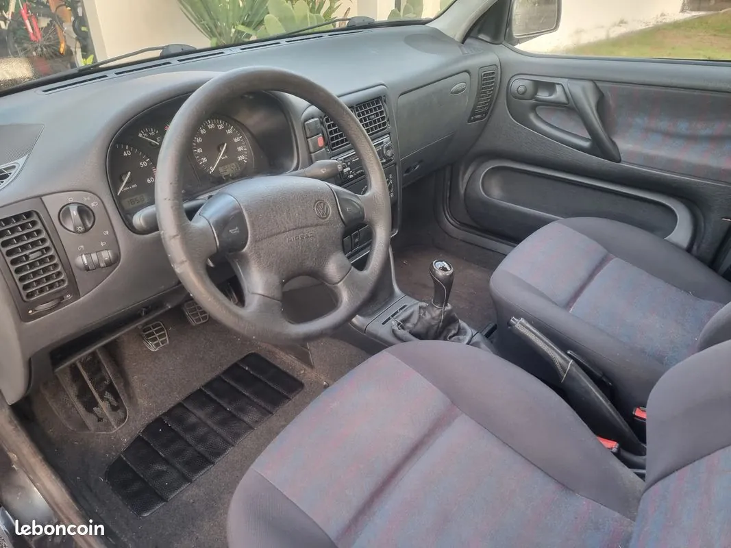Volkswagen Polo 1999 photo 3
