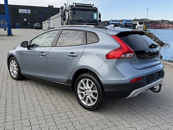 Volvo V40 Cross Country 2017 photo 4