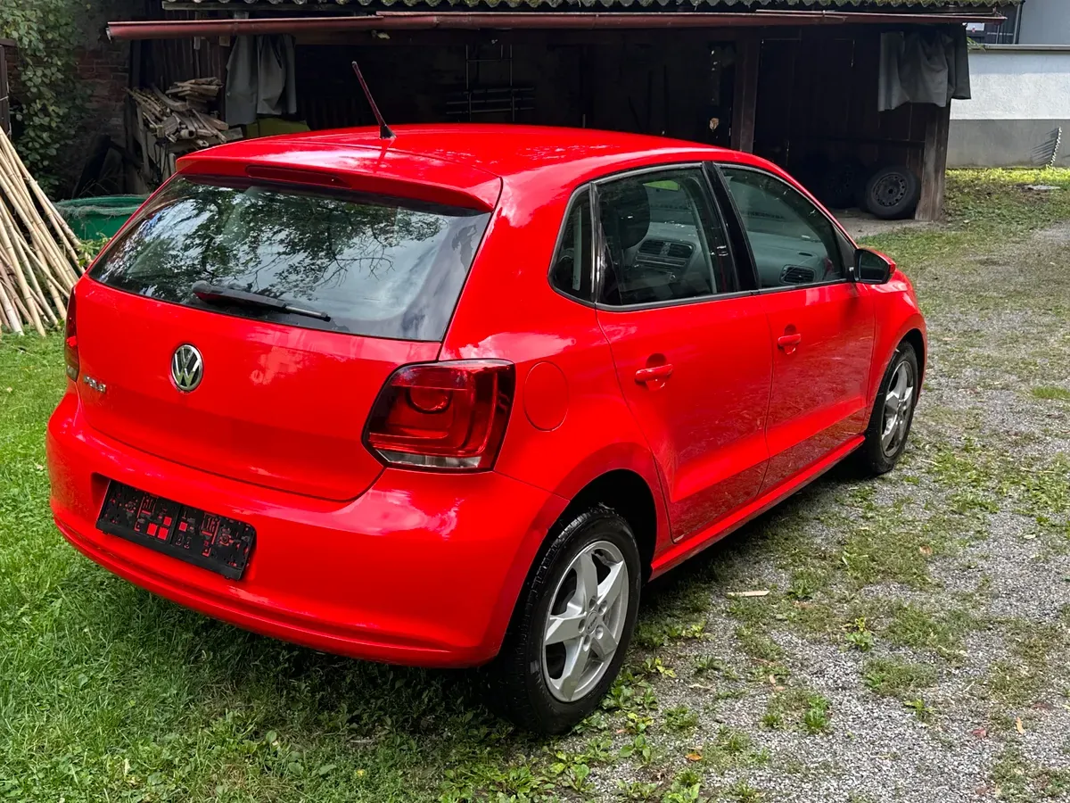 Volkswagen Polo 2011 photo 3