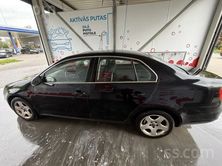 Volkswagen Jetta 2007 photo 4