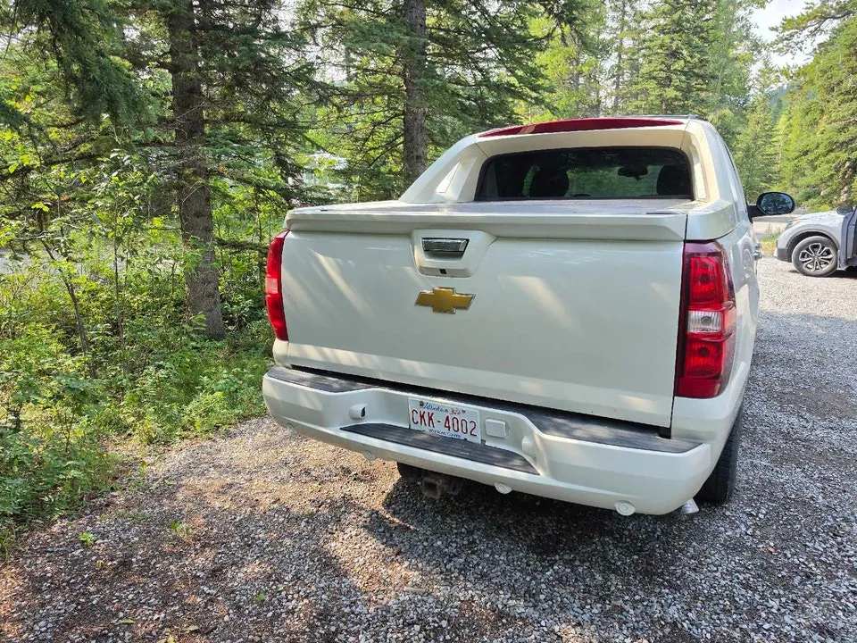 Chevrolet Avalanche 2012 photo 5