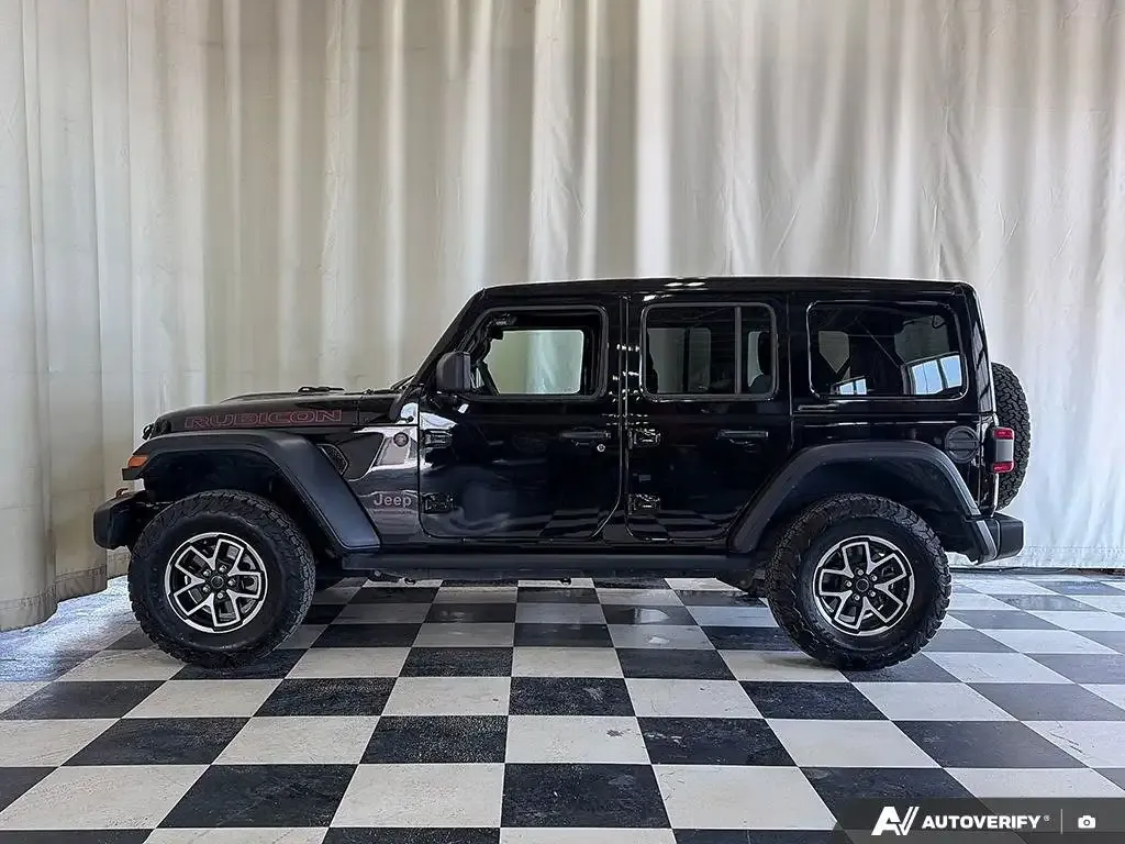 Jeep Wrangler 2024 photo 3