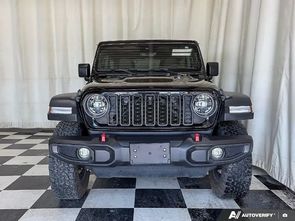Jeep Wrangler 2024 photo 2