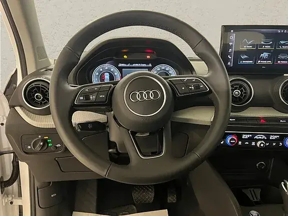 Audi Q2 2024 photo 5