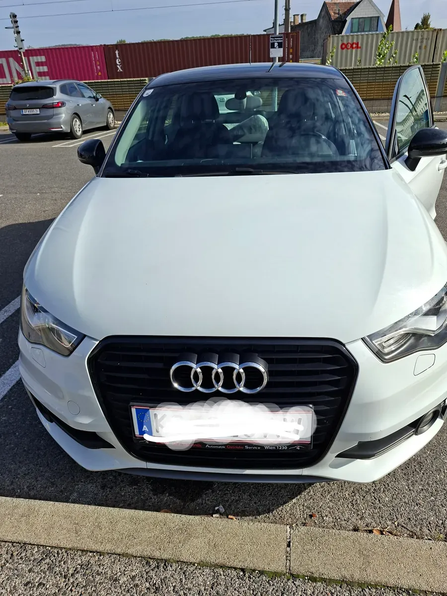 Audi A1 2014 photo 2