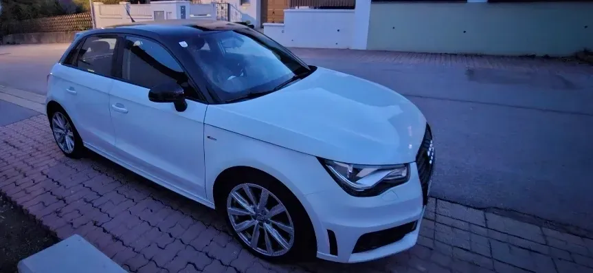 Audi A1 2014 photo 3