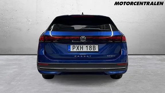 Volkswagen Passat 2024 photo 3
