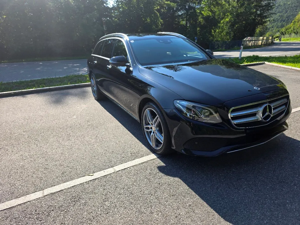 Mercedes-Benz E-Class 2017 photo 2