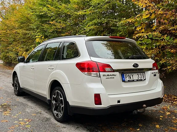 Subaru Outback 2014 photo 4