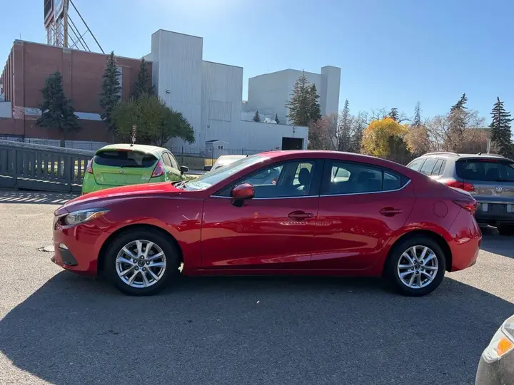 Mazda 3 2016 photo 3