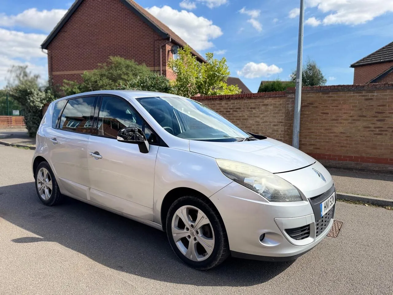 Renault Scenic 2011 photo 4