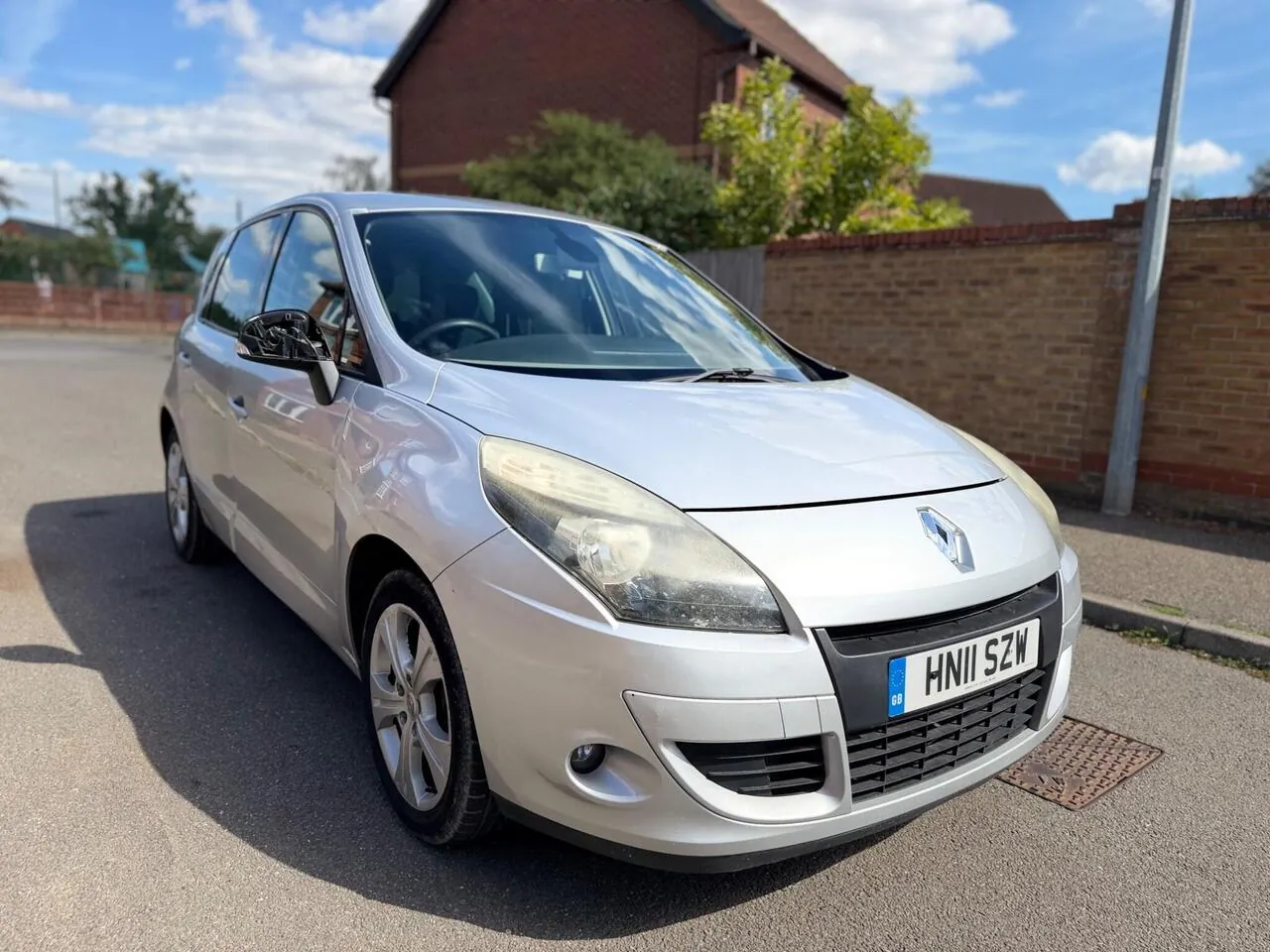 Renault Scenic 2011 photo 3