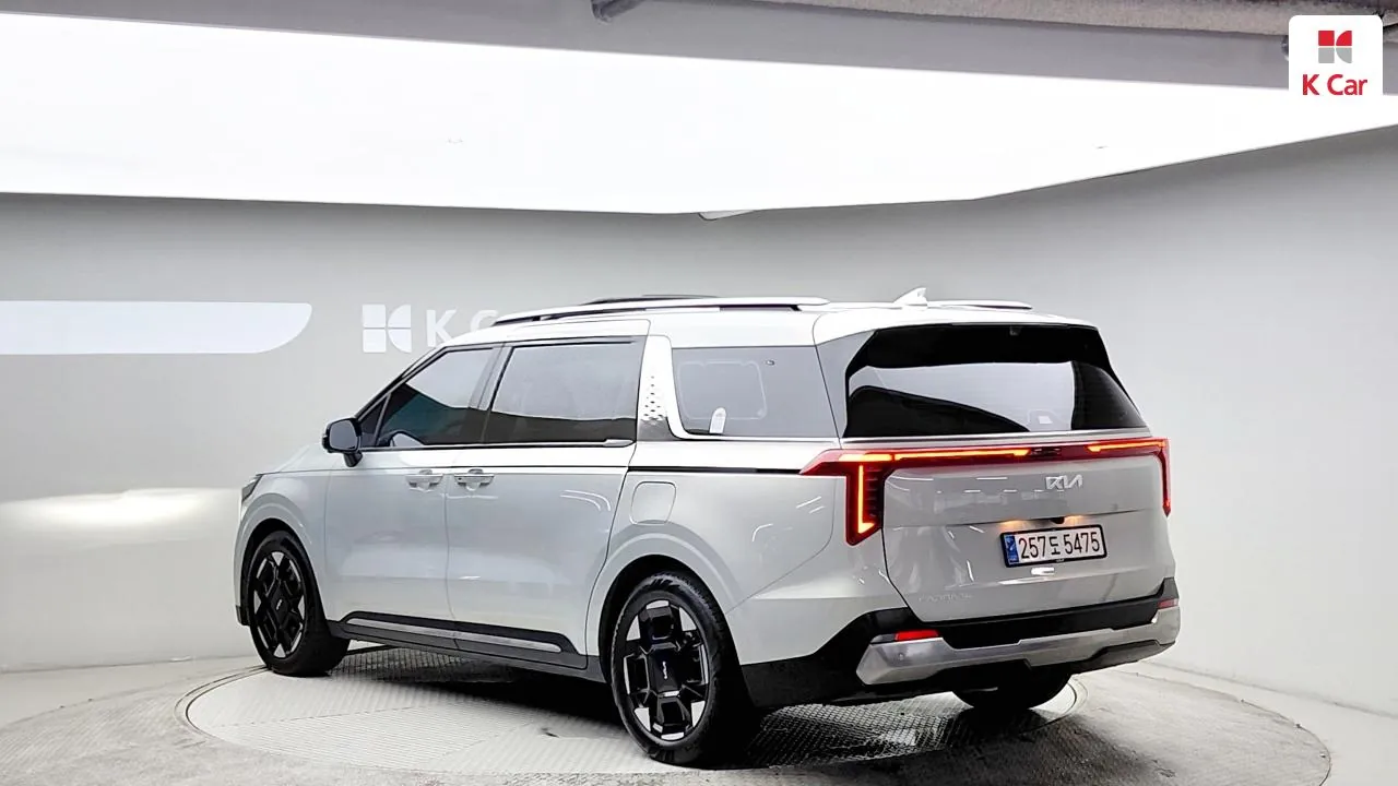 Kia New Carnival 4Th Generation 2024 photo 2