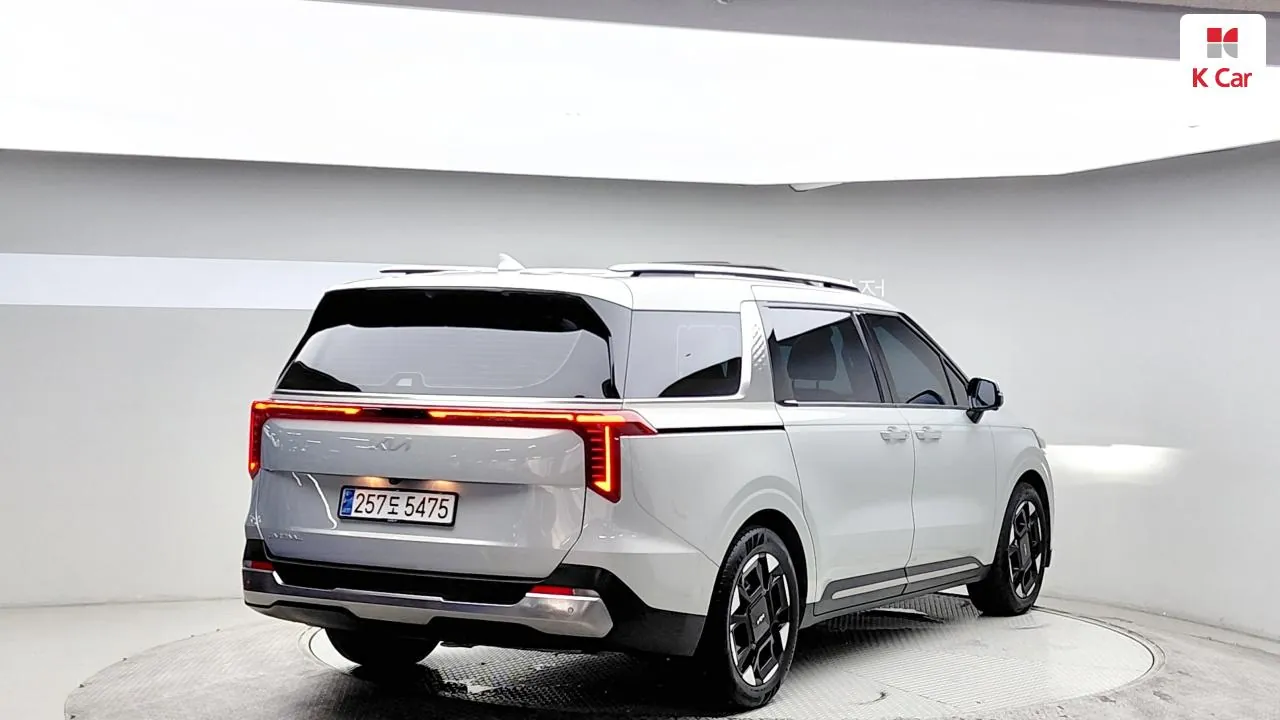 Kia New Carnival 4Th Generation 2024 photo 4