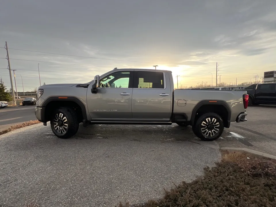 GMC Sierra 3500Hd 2026 photo 2