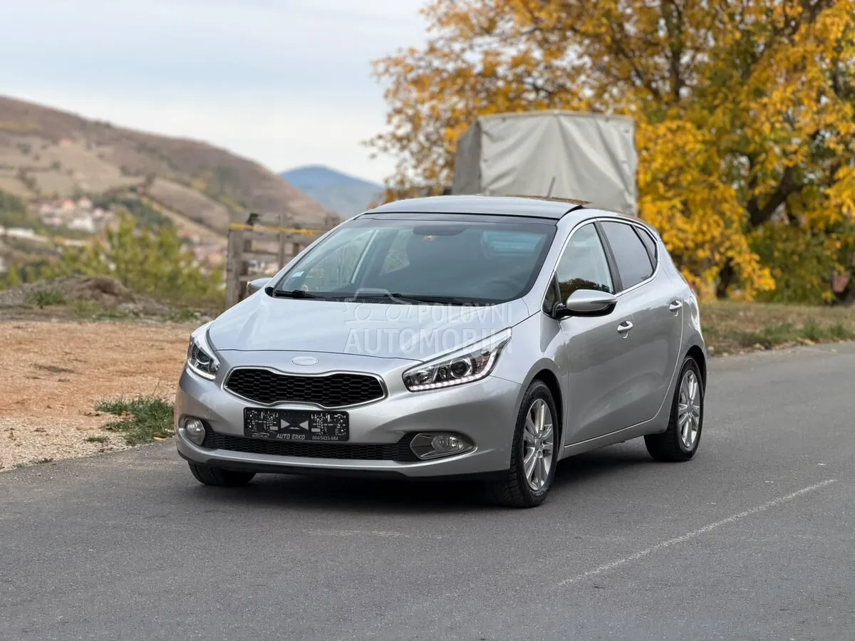 Kia Ceed 2013 photo 2