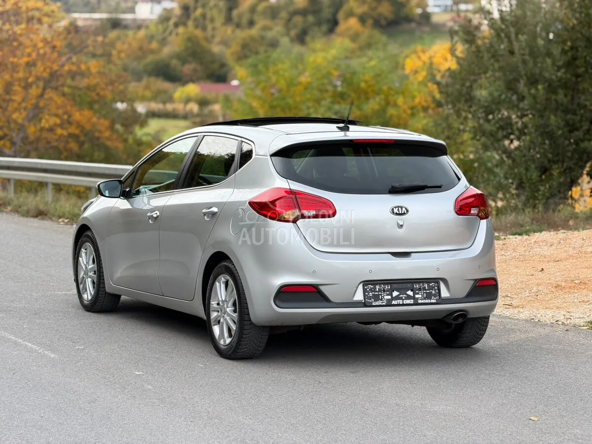 Kia Ceed 2013 photo 5