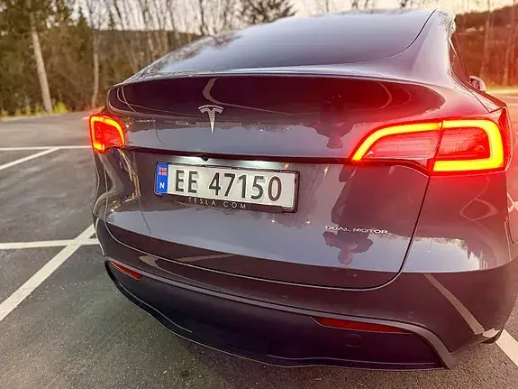Tesla Model Y 2022 photo 5