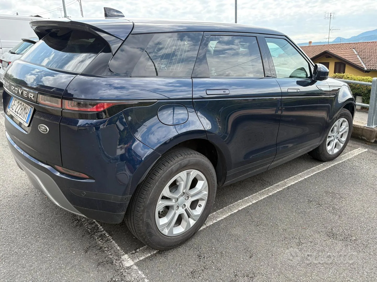 Land Rover Range Rover Evoque 2021 photo 3