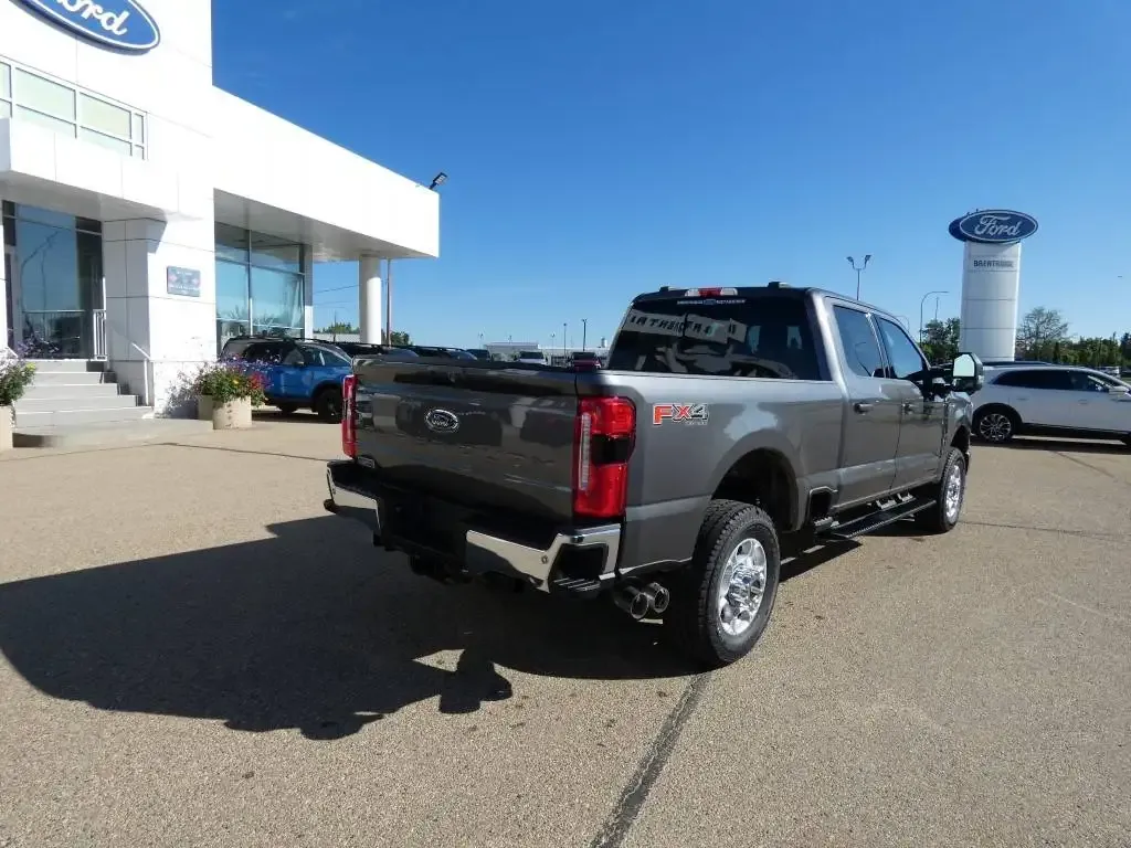 Ford F 350 2026 photo 2