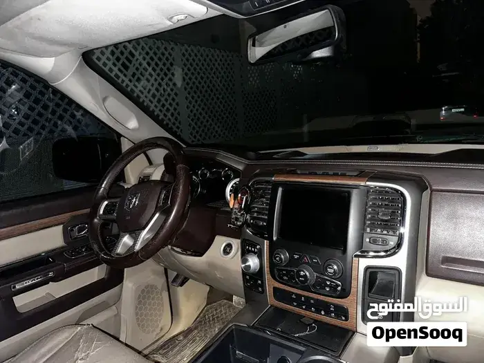 Dodge Ram Laramie 2014 photo 2