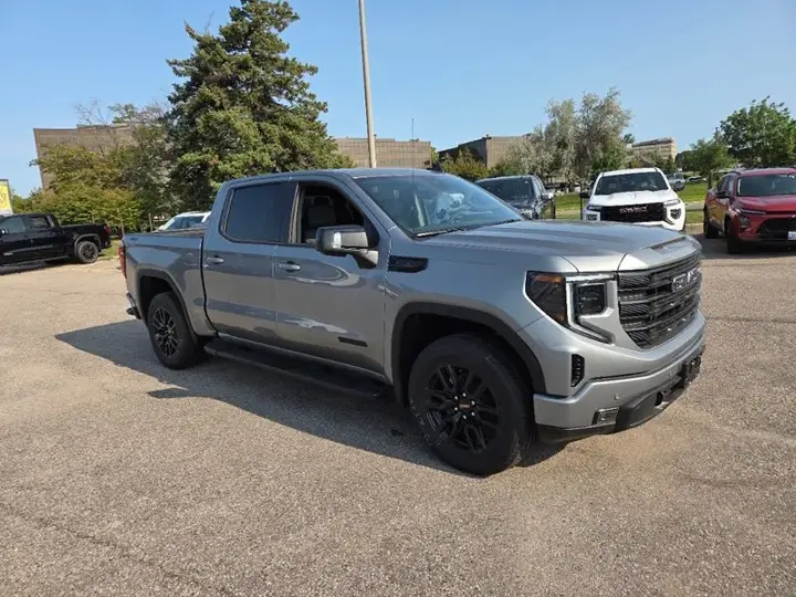 GMC Sierra 1500 2026 photo 3