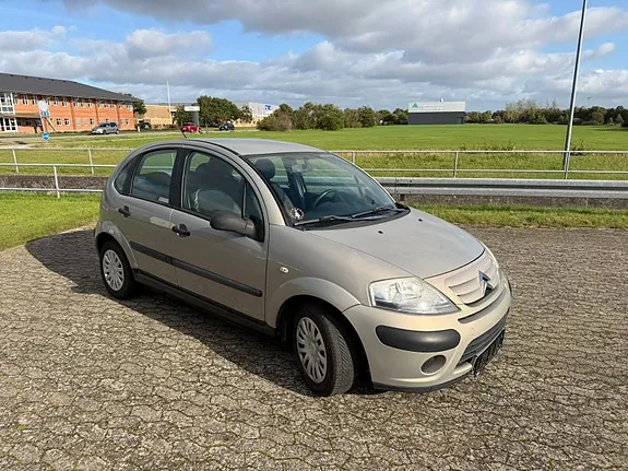 Citroen C3 2008 photo 4