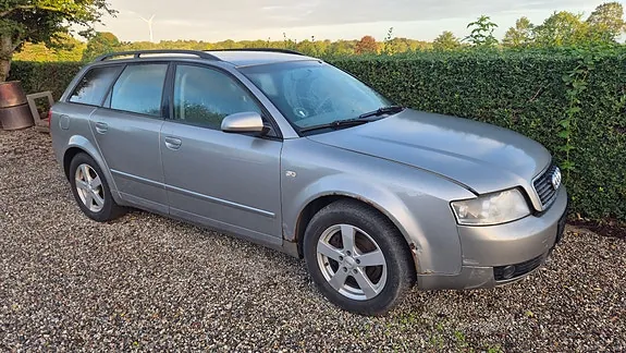 Audi A4 2001 photo 4