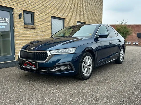 Skoda Octavia 2021 photo 2